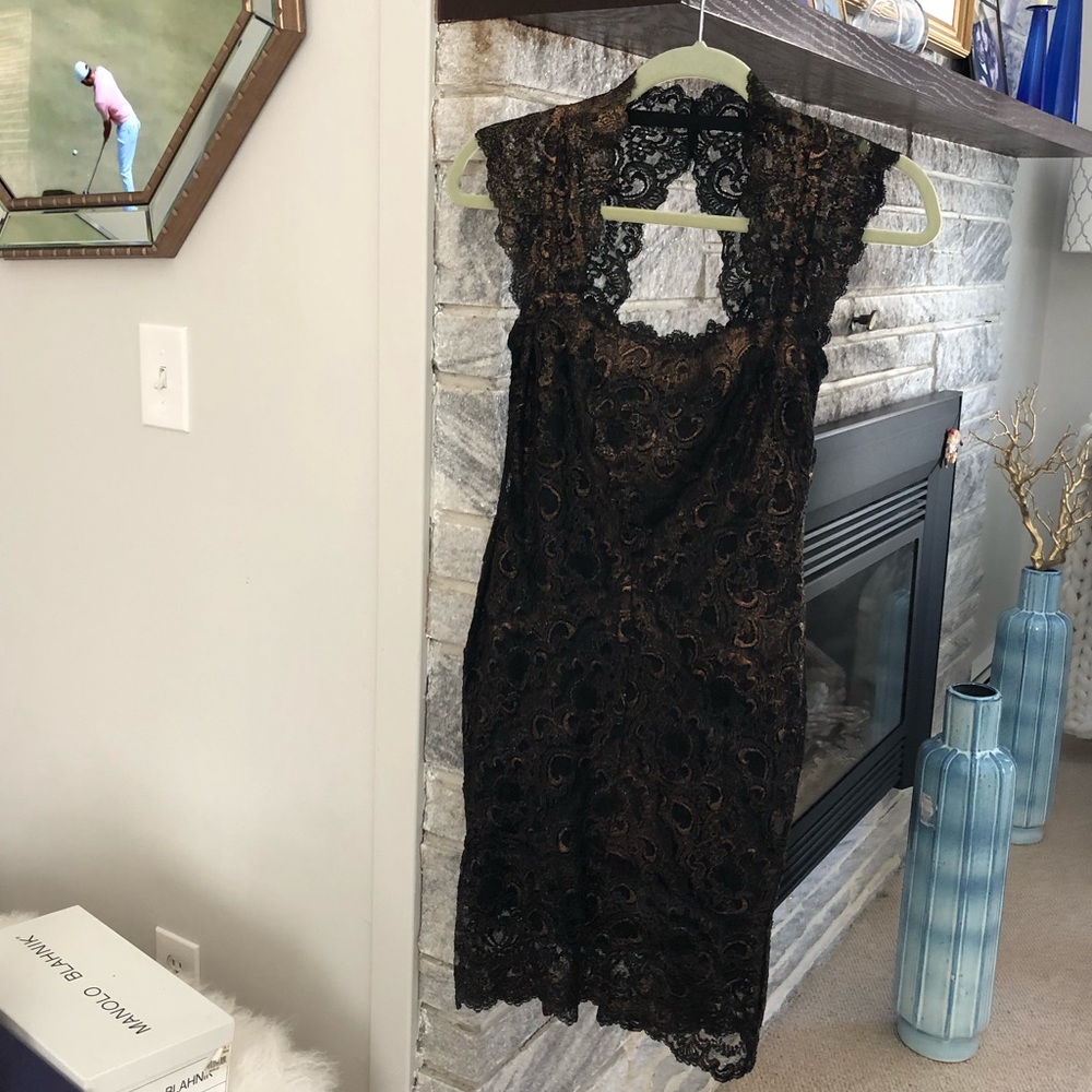 Above the knee Nicole Miller dress